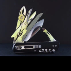 Boker Plus Tech Tool 4 10 Boker Plus Tech Tool 4 -Nitecore Store 01BO806det7 44504.1594824473