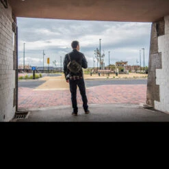 Magforce Survivor Shoulder Bag Waxed Canvas -Nitecore Store MF W0499 Boutdoor4 72992.1689844325.1280.1280 64077.1689945396