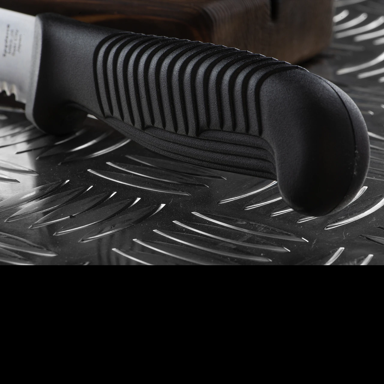 Spyderco Bread Knife 4 Spyderco Bread Knife - Image 4