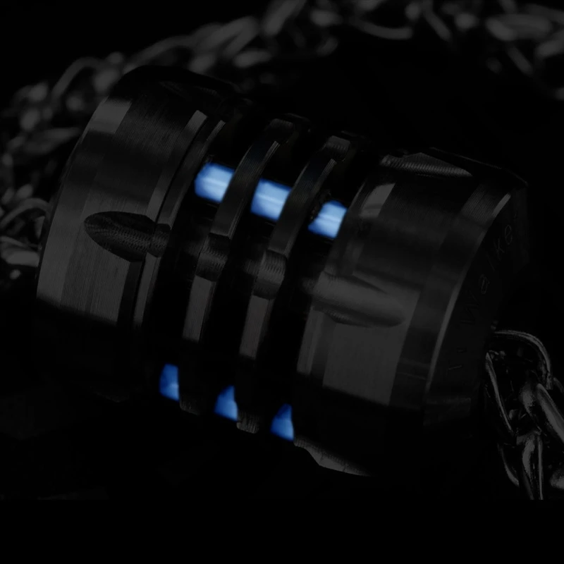 RovyVon Walker Titanium Pendant 3 Tritium Vials 2 RovyVon Walker Titanium Pendant 3 Tritium Vials - Image 2